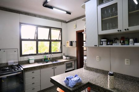 Apartamento à venda com 200m², 4 quartos e 3 vagasCozinha