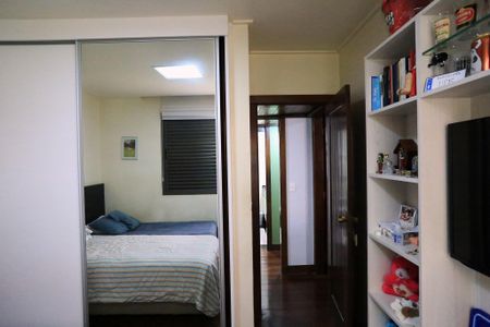 Apartamento à venda com 200m², 4 quartos e 3 vagasQuarto