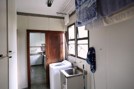 Apartamento à venda com 200m², 4 quartos e 3 vagasÁrea de Serviço