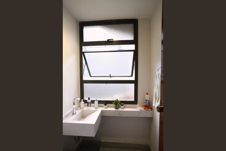 Apartamento à venda com 200m², 4 quartos e 3 vagasLavabo