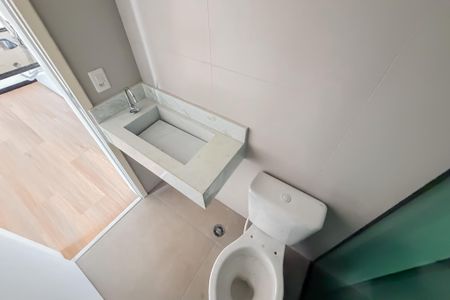 Banheiro de kitnet/studio à venda com 1 quarto, 25m² em Vila Mariana, São Paulo