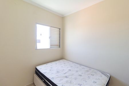 Quarto 1 de apartamento para alugar com 2 quartos, 52m² em Jardim Maria Beatriz, Carapicuíba