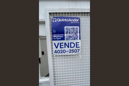 Casa à venda com 148m², 3 quartos e 2 vagas Casa à venda com 148m², 3 quartos e 2 vagasPlaca