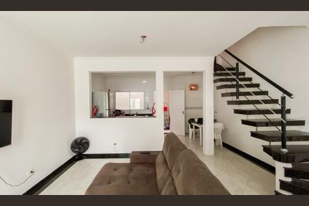 Sala  de casa à venda com 3 quartos, 140m² em Vila Guilhermina, São Paulo