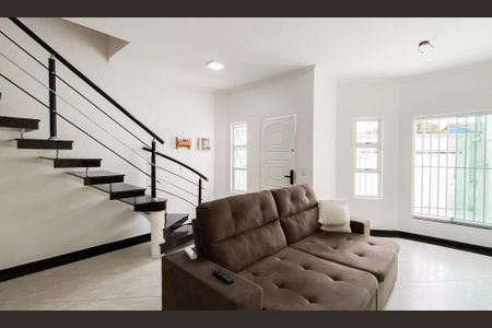 Sala de casa à venda com 3 quartos, 140m² em Vila Guilhermina, São Paulo