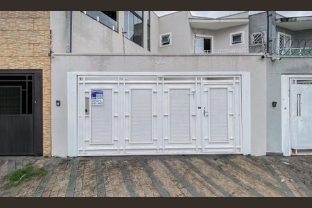 Casa à venda com 148m², 3 quartos e 2 vagas Casa à venda com 148m², 3 quartos e 2 vagasFachada +’placa