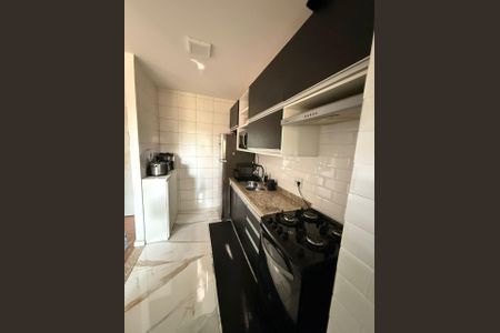 COZINHA de apartamento à venda com 2 quartos, 50m² em Quitaúna, Osasco