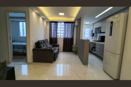 Sala de apartamento à venda com 2 quartos, 44m² em Barra da Tijuca, Rio de Janeiro
