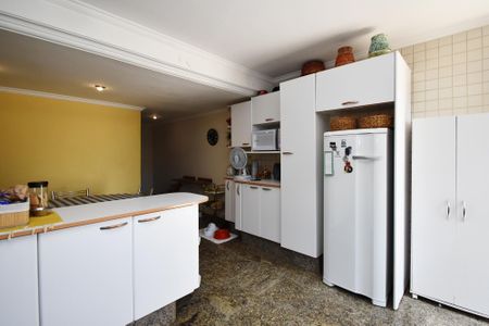 Casa à venda com 125m², 3 quartos e 1 vagacozinha