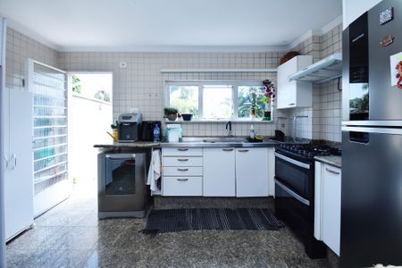 Casa à venda com 125m², 3 quartos e 1 vagacozinha