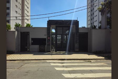 Apartamento para alugar com 115m², 3 quartos e 2 vagas Apartamento para alugar com 115m², 3 quartos e 2 vagasFachada