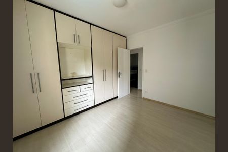 Apartamento à venda com 113m², 3 quartos e 2 vagas Apartamento à venda com 113m², 3 quartos e 2 vagasSuíte