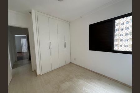 Apartamento à venda com 113m², 3 quartos e 2 vagas Apartamento à venda com 113m², 3 quartos e 2 vagasQuarto 2