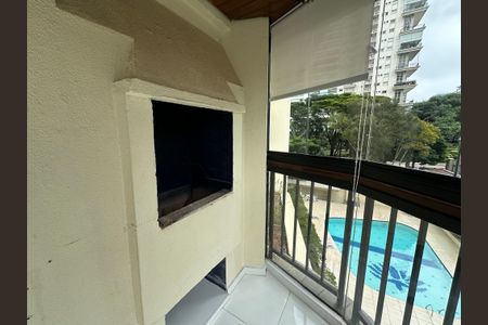 Apartamento à venda com 113m², 3 quartos e 2 vagas Apartamento à venda com 113m², 3 quartos e 2 vagasChurrasqueira