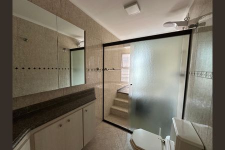 Apartamento à venda com 113m², 3 quartos e 2 vagas Apartamento à venda com 113m², 3 quartos e 2 vagasBanheiro da Suíte
