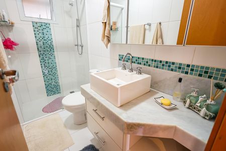 Apartamento para alugar com 85m², 3 quartos e 2 vagasBanheiro 