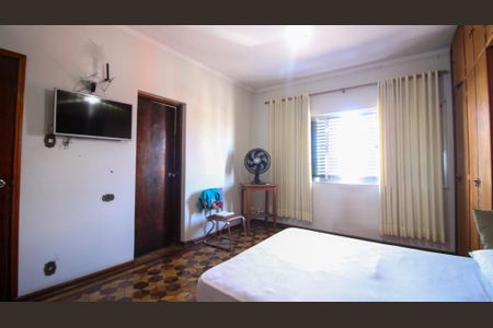 Casa à venda com 3 quartos, 250m² em Vila Industrial, São Paulo