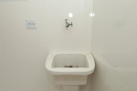 Apartamento para alugar com 63m², 2 quartos e 1 vagaÁrea de Serviço