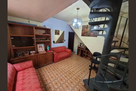 SALA de casa à venda com 2 quartos, 125m² em Pestana, Osasco