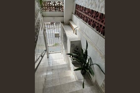 Casa à venda com 125m², 2 quartos e 2 vagasESCADA EXTERNA