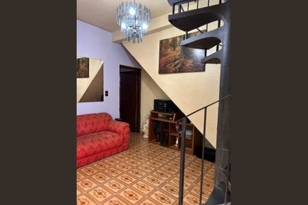 Casa à venda com 125m², 2 quartos e 2 vagasSALA