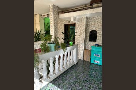 Casa à venda com 125m², 2 quartos e 2 vagasAREA INTERNA