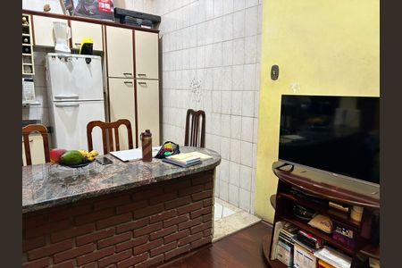 Casa à venda com 125m², 2 quartos e 2 vagasCOZINHA