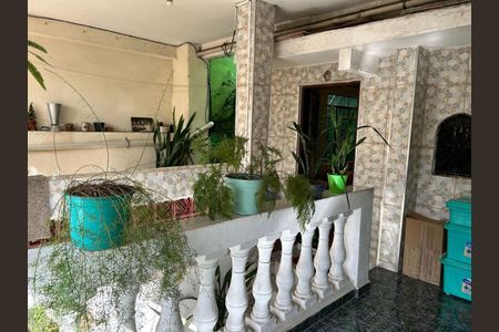 Casa à venda com 125m², 2 quartos e 2 vagasAREA INTERNA