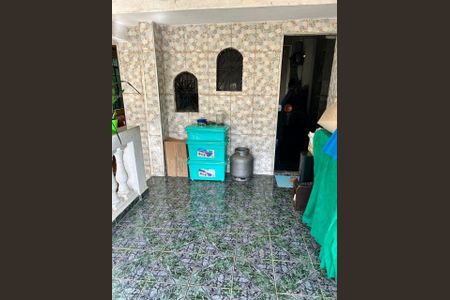 Casa à venda com 125m², 2 quartos e 2 vagasAREA INTERNA