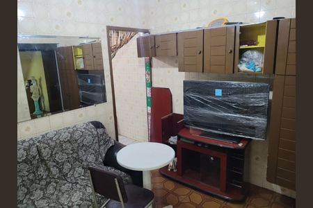 Casa à venda com 125m², 2 quartos e 2 vagasSALA