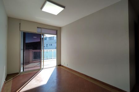 Apartamento à venda com 111m², 3 quartos e 2 vagasSala