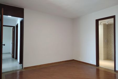 Apartamento à venda com 111m², 3 quartos e 2 vagasSala