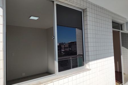 Apartamento à venda com 111m², 3 quartos e 2 vagasVaranda