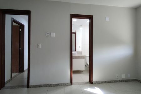 Apartamento à venda com 111m², 3 quartos e 2 vagasQuarto 2 - Suíte