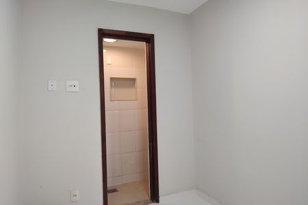 Apartamento à venda com 111m², 3 quartos e 2 vagasQuarto de Serviço