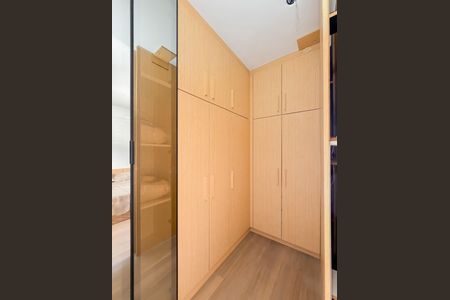 Studio à venda com 25m², 1 quarto e sem vaga Studio à venda com 25m², 1 quarto e sem vagaCloset