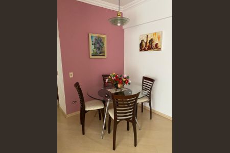 Apartamento à venda com 73m², 2 quartos e 2 vagas Apartamento à venda com 73m², 2 quartos e 2 vagasSala de jantar
