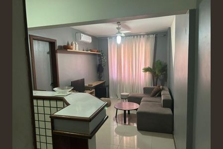 Sala de apartamento para alugar com 3 quartos, 85m² em Pituba, Salvador