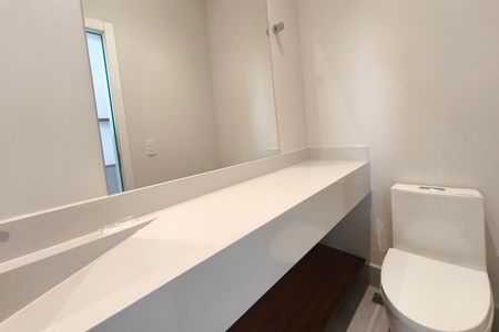 Casa de condomínio à venda com 300m², 3 quartos e 2 vagasLavabo