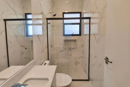 Banheiro Suíte de casa de condomínio à venda com 3 quartos, 300m² em Jardim America Ii, Valinhos