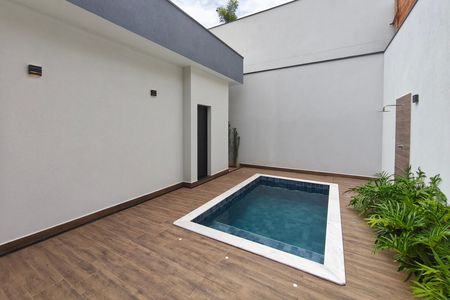Casa de condomínio à venda com 300m², 3 quartos e 2 vagasQuintal - Piscina