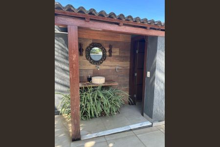 Casa de condomínio à venda com 273m², 4 quartos e 3 vagasÁrea externa