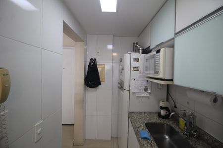 Apartamento para alugar com 55m², 2 quartos e 1 vagaCozinha