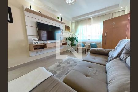 Casa à venda com 143m², 3 quartos e 4 vagasSala