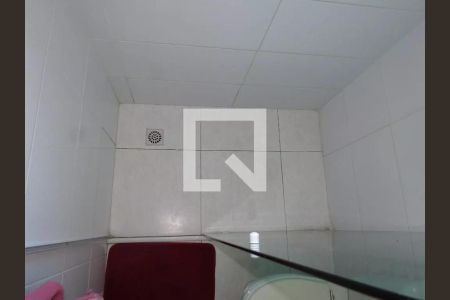 Casa à venda com 143m², 3 quartos e 4 vagasBanheiro