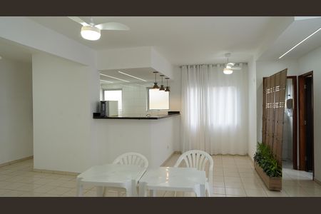 Apartamento para alugar com 62m², 2 quartos e 1 vagaÁrea comum - Salão de festas