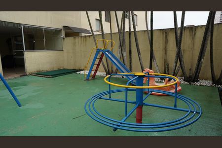 Apartamento para alugar com 62m², 2 quartos e 1 vagaÁrea comum - Playground