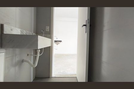 Studio à venda com 25m², 1 quarto e sem vaga Studio à venda com 25m², 1 quarto e sem vagaBanheiro Social