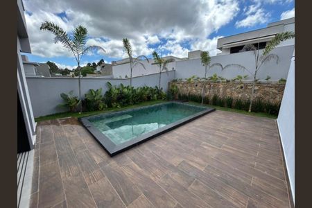 Casa de condomínio à venda com 340m², 4 quartos e 4 vagasFoto 09