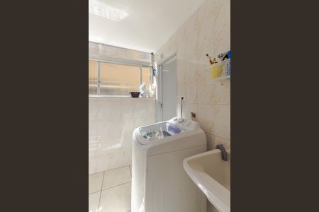 Apartamento à venda com 94m², 3 quartos e 1 vagaÁrea de Serviço